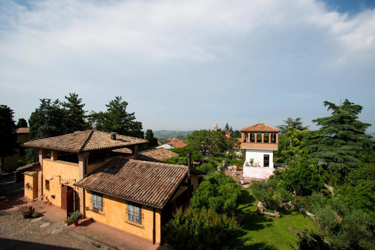Il Giardino Dei Frati Bed & Breakfast Roncofreddo Exterior photo
